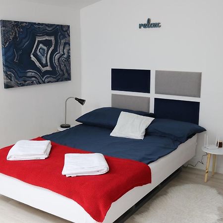 Relaxbox Apartamento Cracóvia Exterior foto